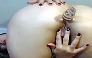 Chubby milf camshow playing with vibrator