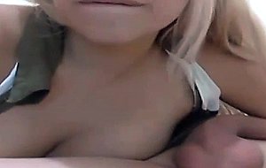 Amateur webcam slut sucking like a pro
