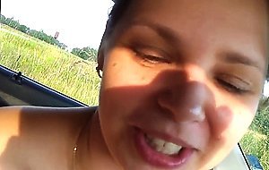 Russian whore suck cock in car