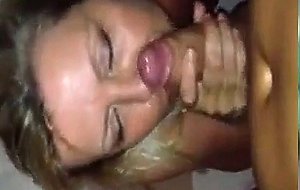 Webman - svenska milf suger kuk