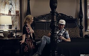 Beauty holly gets hard fuck