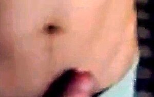 asian boy big cock wanking at night (1'52'')