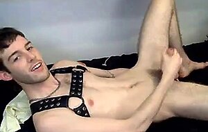 Cute Cam Boy Wanks