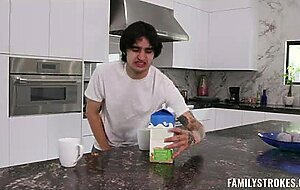 Accidentally Fucking My Own Stepsister