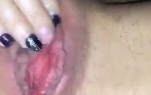 Mi masturbo con la figa larghissima