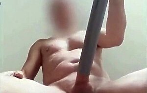 sucking my dick with my vacuumcleaner with handsfree cumshot