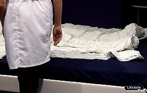 Lifekife, nurse doctor whore helped the guy to cum