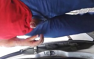 Daddy me folla en el parking - Amateur Bareback Outdoor Fuck