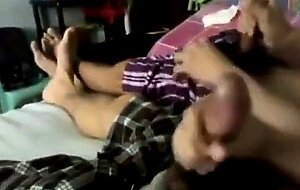 Big-Cock Twinks: Webcam Masturbation