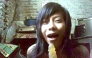 Indonesian Babe's Hot Dance