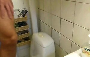 Big-Cock Glory-Hole Piss Action