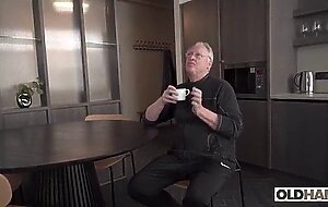 Think you can handle my pussy, old man? emily pink fucks oldhans