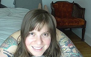 POV: FARTY ASSHOLE GIRLFRIEND SWALLOWS