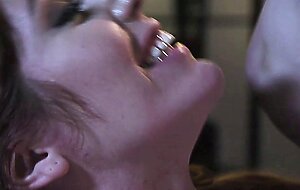 Keeping mom in the dark, Lauren Phillips, Luna Lain