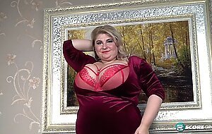 Halina Dares To Go Bare