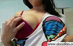 Sexy cute amateur girl play with sex toys on cam vid-08