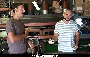 Amateur chick takes money for a fuck 11