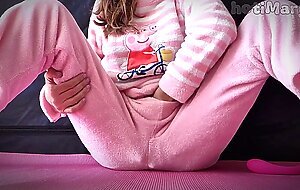 big squirting cum! petite small tits mastuurbating pussy closeup