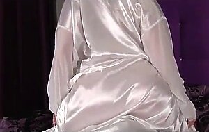 Mom from 69cams.club loves silk and satin