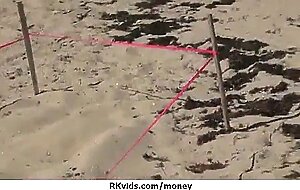 Amateur has sex for some quick cash 19