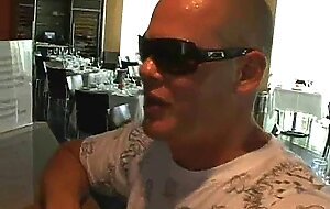 Amateur chick takes money for a fuck 19