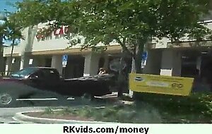 Smooth guy pays amateur chick for sex 28