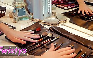 Twistys - Curvy MILF Chanel Preston dominates petite blonde Anny Aurora