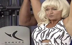 Mature woman intense drilled