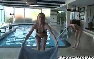 Swimming Lessons, Between Her Legs