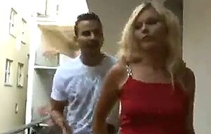 Amateur blonde babe goes home gets her ass fingered
