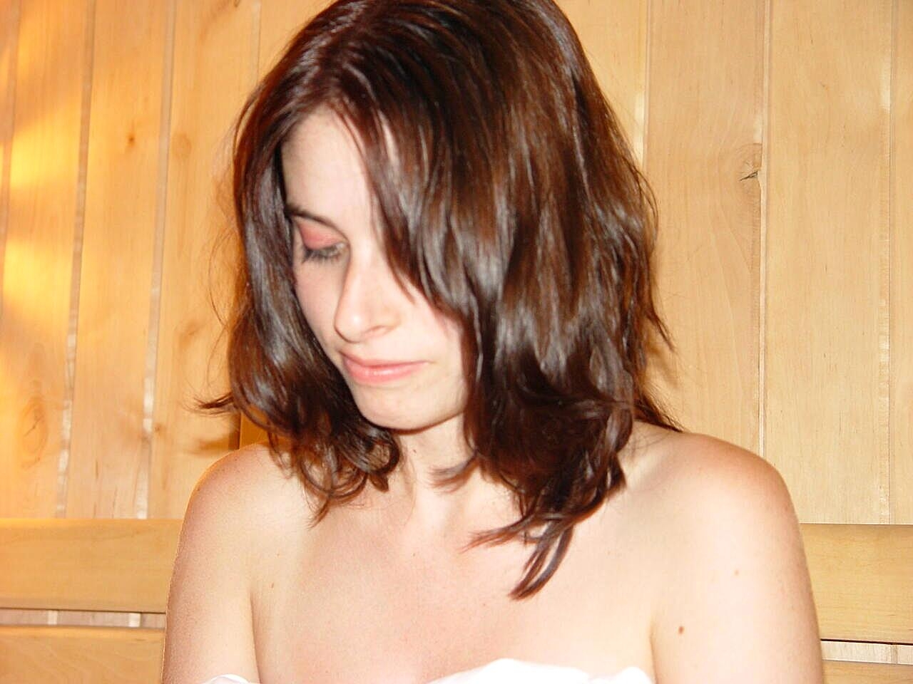 Naked Amateur Vivian Inserts A Sex Toy While Relaxing In A Sauna Amateur, Close-Up, Fingering, Masturbation, Spreading