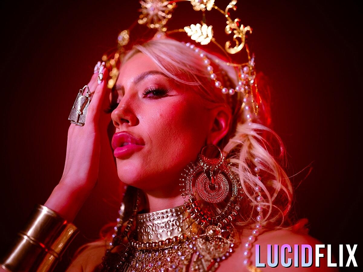 Ivy Wolfe & Seth Gamble: Nasty Threesome in the Red Room! Lucid Flix Starring Ivy Wolfe, Seth Gamble Nude Photos Big-Cock, Bikini, Face, Hardcore, Milf