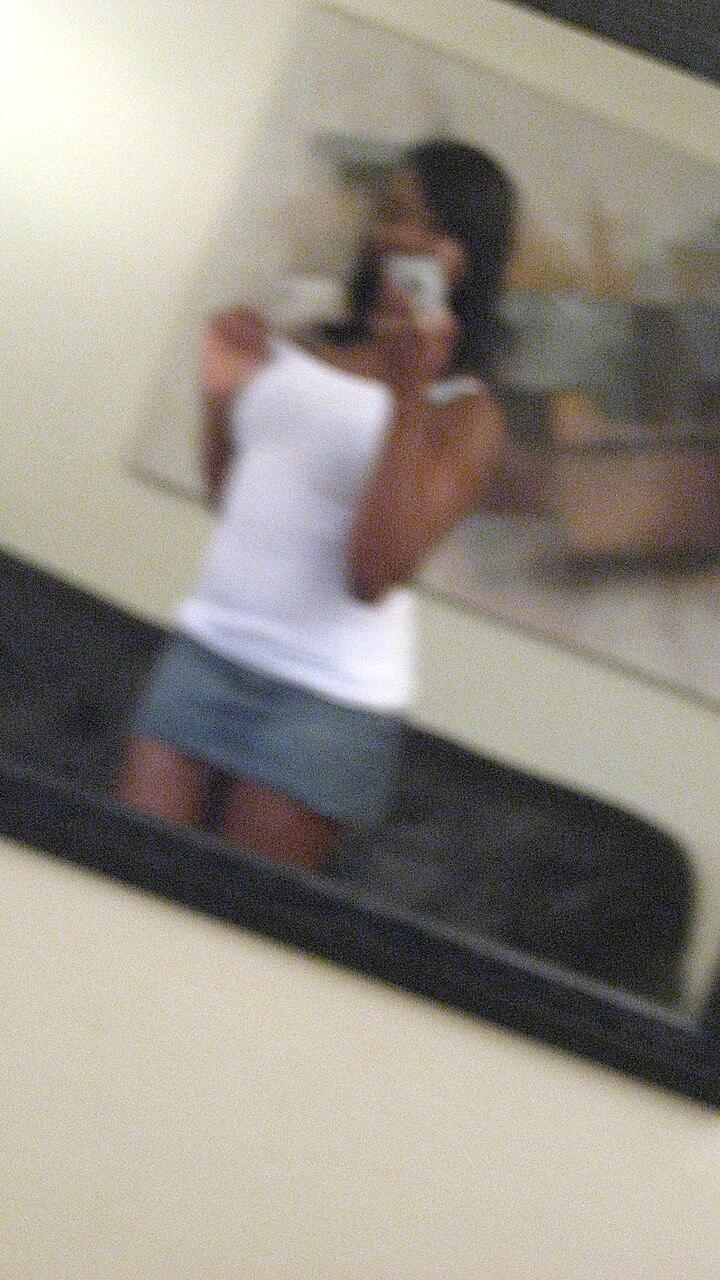 Ebony Hottie Elisha Turner Strips And Shows Her Natural Boobs In The Mirror Amateur, Ebony, Milf, Selfie, Short-Hair