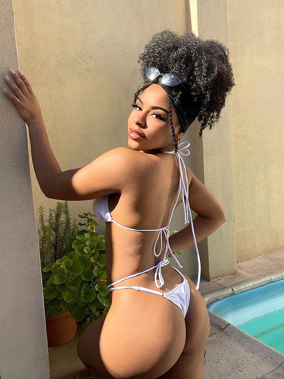 Beautiful Babe Paola Axo Shows Her Big Booty In A Sexy Lingerie Compilation African, Amateur, Ass, Babe, Latina