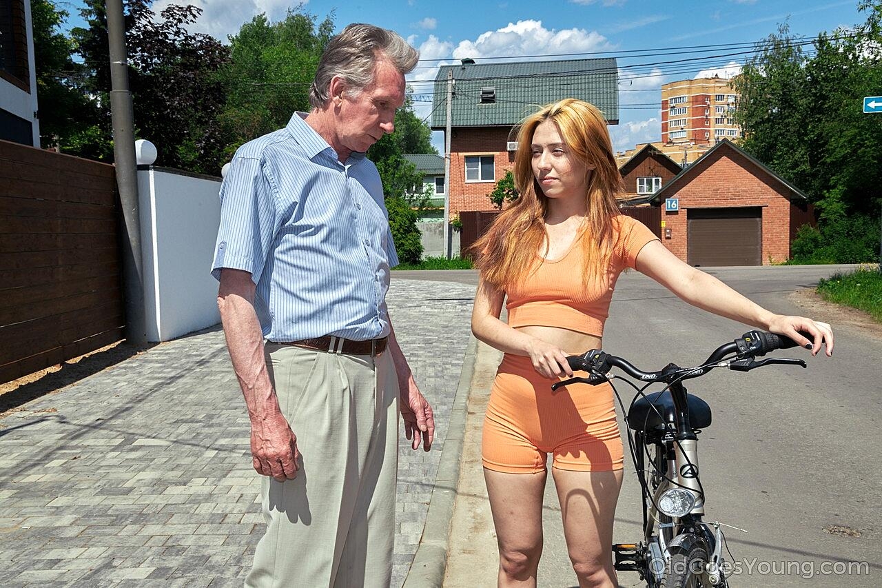 European Teen Msour Shows Her Body And Gets Rammed By An Older Guy, Jessi Sour Cute, European, Old-Man