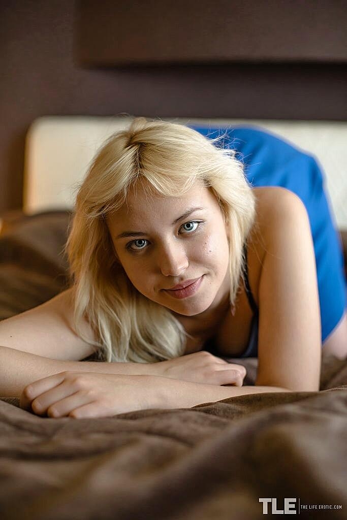 Hot blonde teen Mary Lin takes off revealing lingerie to model totally naked