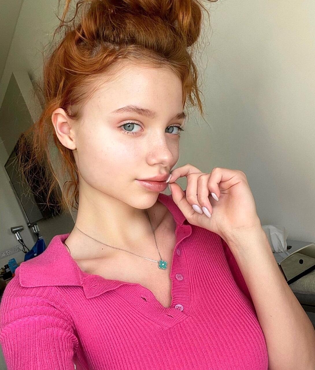 I Am Ginger Baby Face, Redhead, Selfie, Skinny