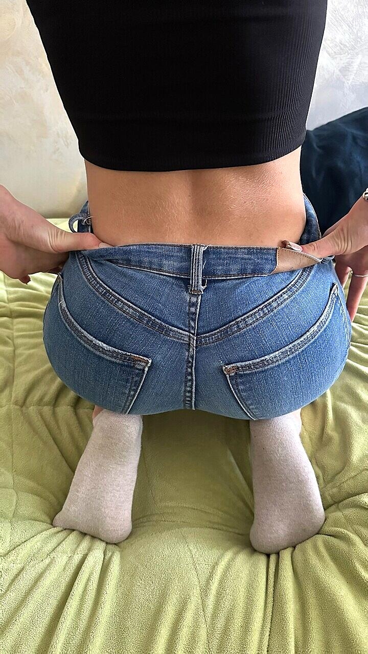 Petite Babe Hottie Blondie Shows Off Her Big Booty Wearing Sexy Panties Amateur, Close-Up, Jeans, Panties, Socks