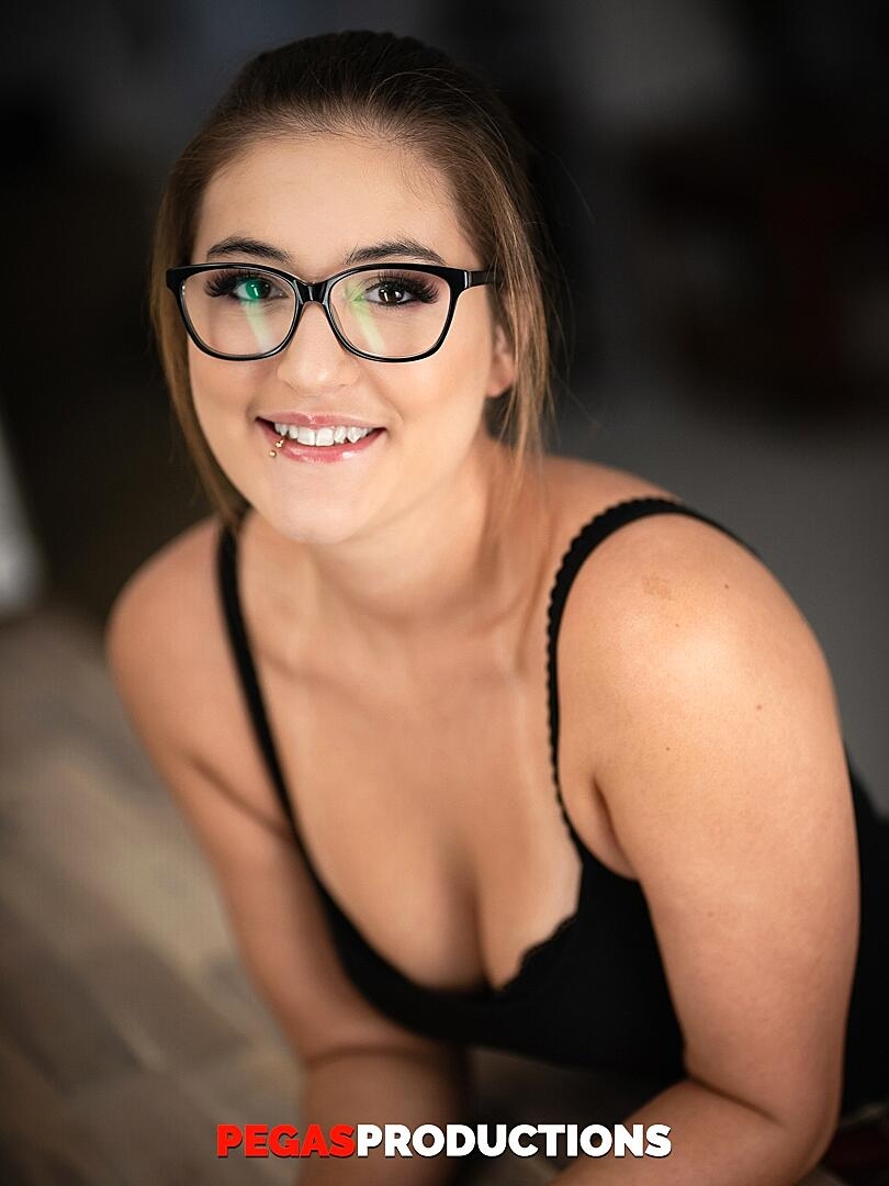 Lezzie Bff Alice W, Princess 69 College, Cute, Lesbian