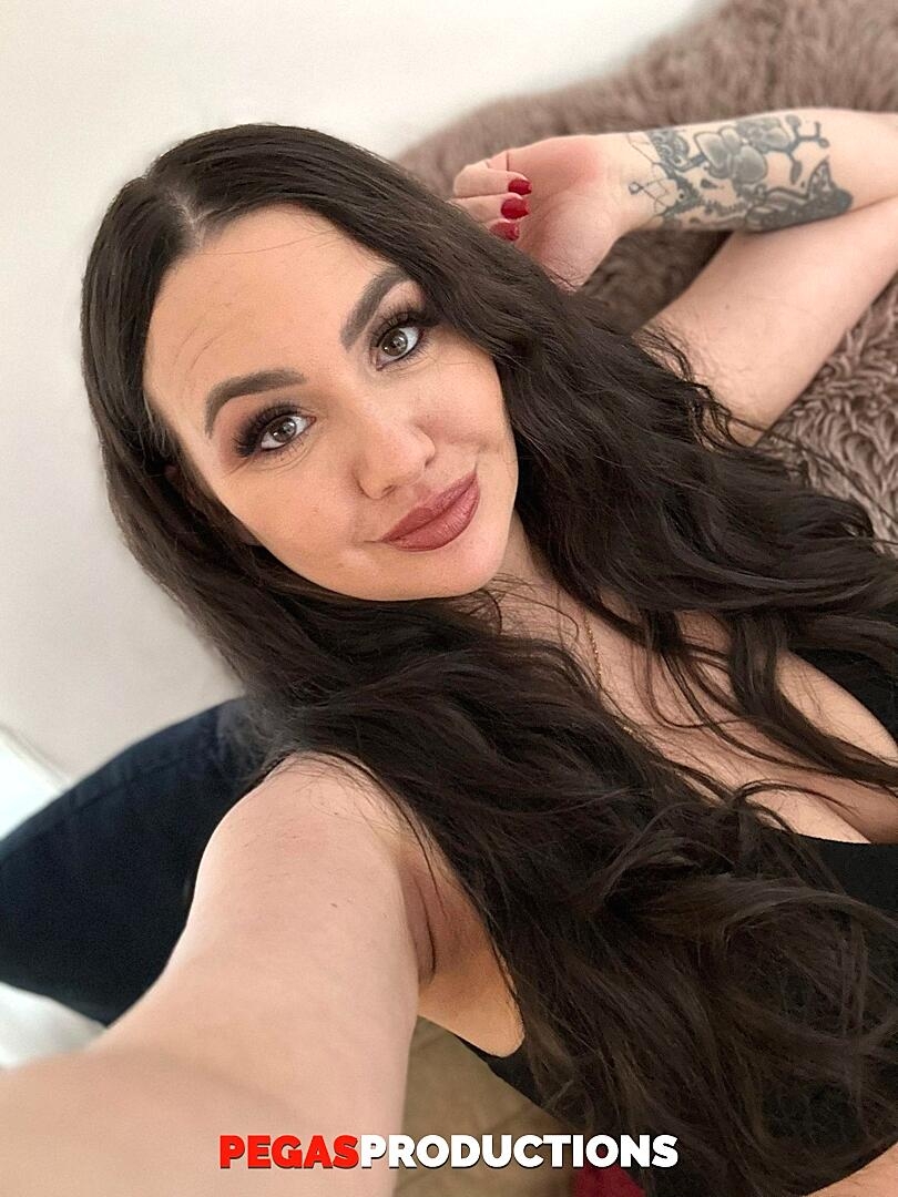 Lezzie Bff Alice W, Princess 69 College, Cute, Lesbian