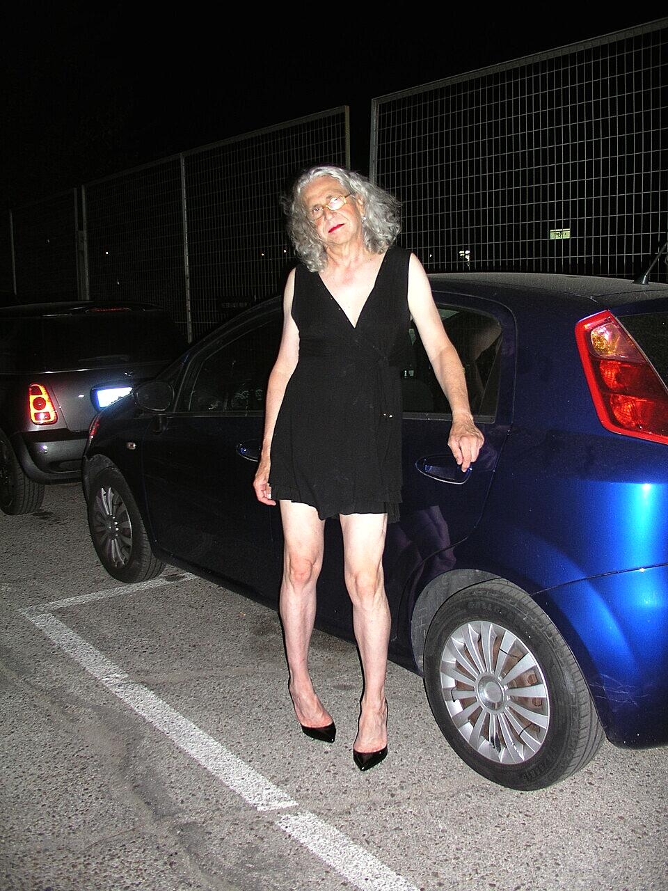 Mature Shemale Slutcarla Flaunts Her Sexy Feet In Her Heels In A Compilation Shemale