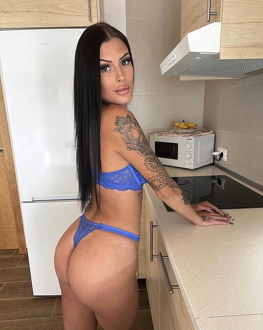 Sexy Amateur Babes Posing In Their Hot Blue Lingerie On Vacation Lingerie, Public, Selfie, Sexy, Tattoo