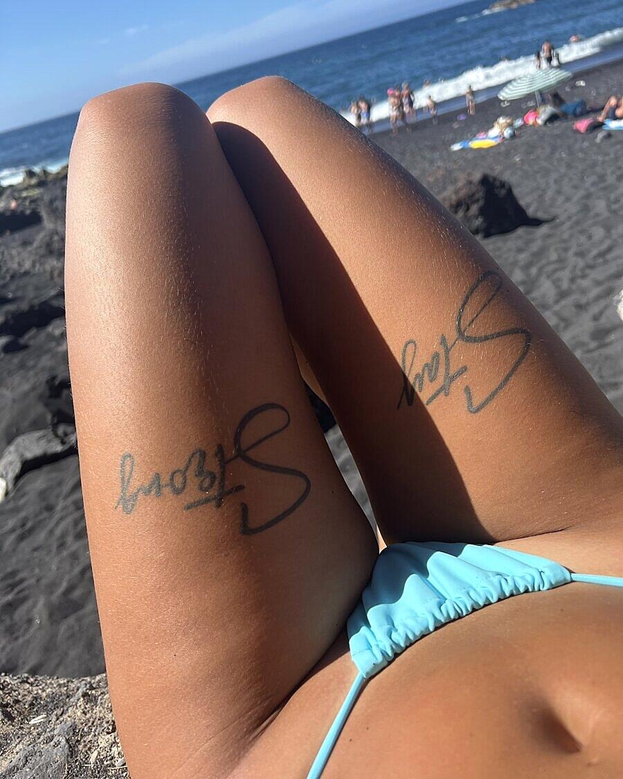 Sexy Amateur Babes Posing In Their Hot Blue Lingerie On Vacation Lingerie, Public, Selfie, Sexy, Tattoo