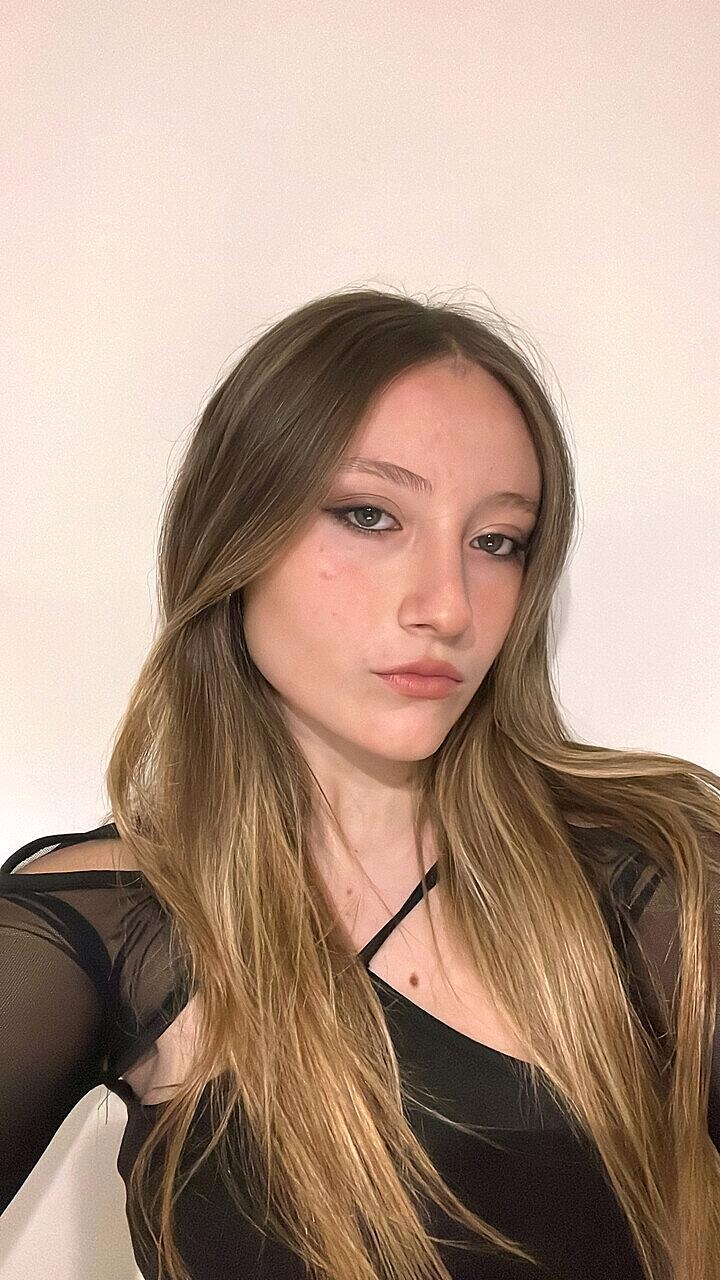 Estell Aily Estell Aily Amateur, Non-Nude, Selfie, Teen, White