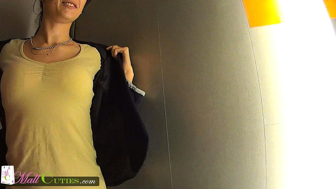 Brunette Teen Sandra Gives A Blowjob In A Dressing Room At The Mall Brunette, Jeans, Public, Pussy, Reality